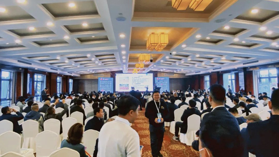 全国石膏砂浆及砂浆辅材生产与应用技术交流大会隆重召开，z6com尊龙集团带来精彩分享！